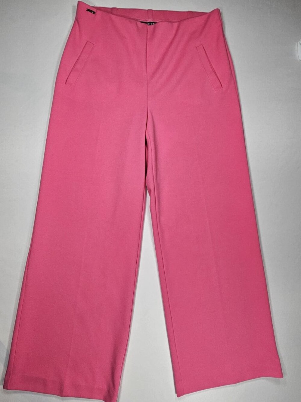 LISETTE L MONTREAL Pink Wide Leg Cropped Pull On Tummy Control Pants Size 6